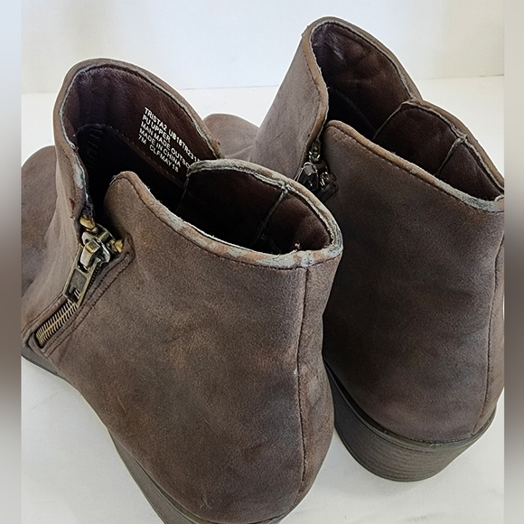 Unionbay Women's Brown Faux Leather Side Zipper Ankle Boots Booties, sz 7 - Picture 8 of 10